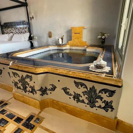 Tenuta Mose Charming House&relais בית חווה *